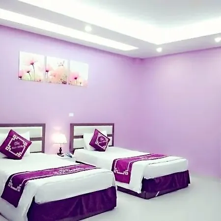 Elly Hotel